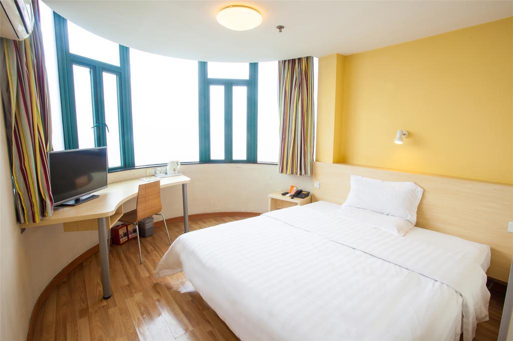 7Days Inn Guiyang West Yan'An Road Екстер'єр фото